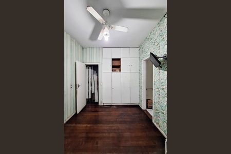 Apartamento à venda com 225m², 4 quartos e 2 vagasSuíte 2