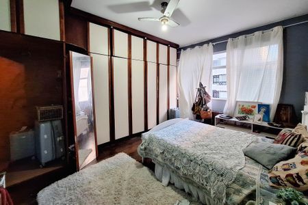 Apartamento à venda com 225m², 4 quartos e 2 vagasSuíte 1