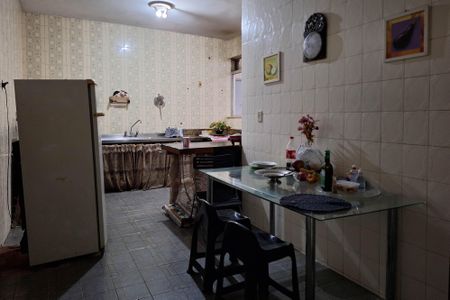 Apartamento à venda com 225m², 4 quartos e 2 vagasCozinha