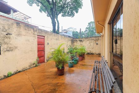 Casa à venda com 150m², 3 quartos e 4 vagasGaragem
