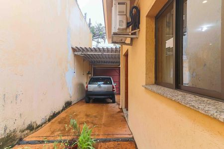 Casa à venda com 150m², 3 quartos e 4 vagasQuintal