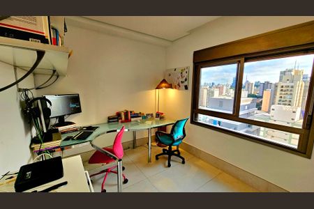 Apartamento à venda com 157m², 3 quartos e 2 vagas