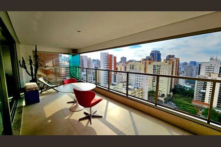 Apartamento à venda com 157m², 3 quartos e 2 vagas