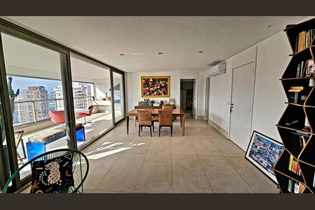 Apartamento à venda com 157m², 3 quartos e 2 vagas