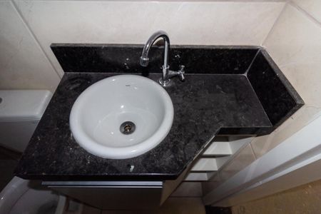 Apartamento à venda com 42m², 2 quartos e sem vagaBanheiro