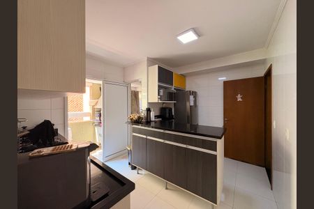 Apartamento à venda com 100m², 3 quartos e 2 vagasCozinha 