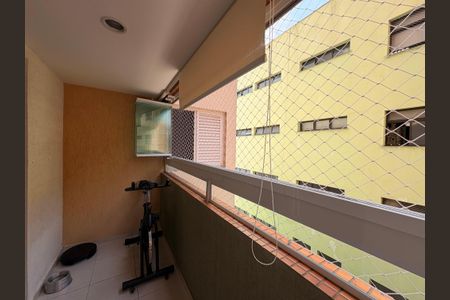 Apartamento à venda com 100m², 3 quartos e 2 vagasSacada sala 