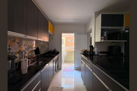 Apartamento à venda com 100m², 3 quartos e 2 vagasCozinha
