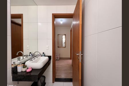 Apartamento à venda com 100m², 3 quartos e 2 vagasBanheiro 