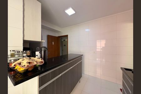 Apartamento à venda com 100m², 3 quartos e 2 vagasCozinha