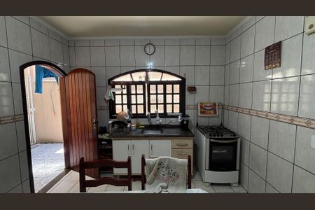 Casa à venda com 188m², 3 quartos e 2 vagasCozinha