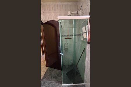 Casa à venda com 188m², 3 quartos e 2 vagasBanheiro