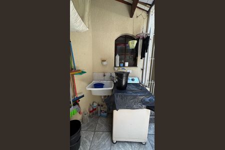 Casa à venda com 188m², 3 quartos e 2 vagasÁrea de Serviço