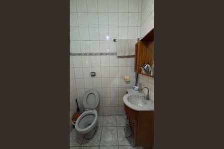Casa à venda com 188m², 3 quartos e 2 vagasBanheiro