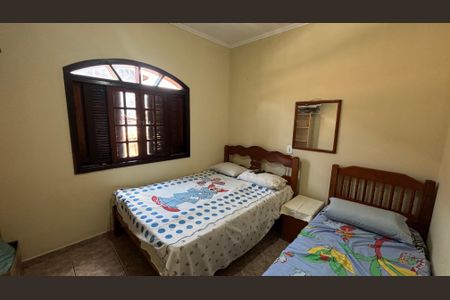 Casa à venda com 188m², 3 quartos e 2 vagasQuarto