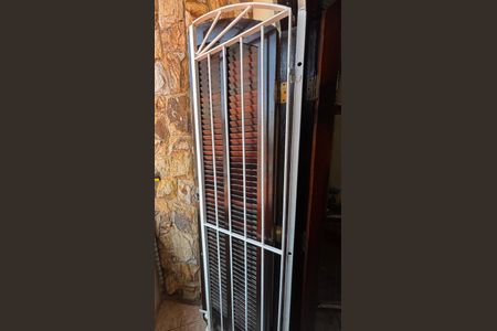 Casa à venda com 188m², 3 quartos e 2 vagasSuite Varanda