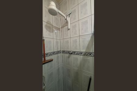 Casa à venda com 188m², 3 quartos e 2 vagasBanheiro