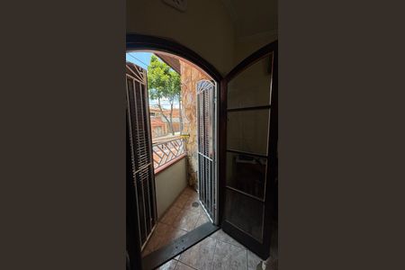 Casa à venda com 188m², 3 quartos e 2 vagasSuite Varanda