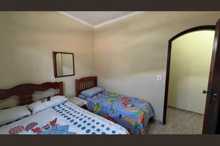 Casa à venda com 188m², 3 quartos e 2 vagasQuarto