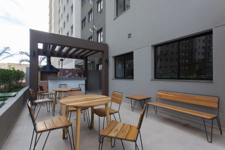 Apartamento para alugar com 43m², 2 quartos e 1 vagaÁrea comum - Churrasqueira