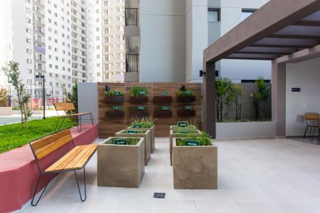 Apartamento para alugar com 43m², 2 quartos e 1 vagaÁrea comum 