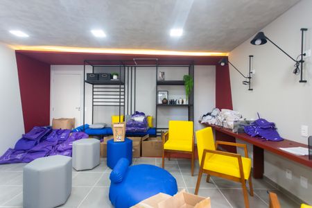 Apartamento para alugar com 43m², 2 quartos e 1 vagaÁrea comum - Coworking