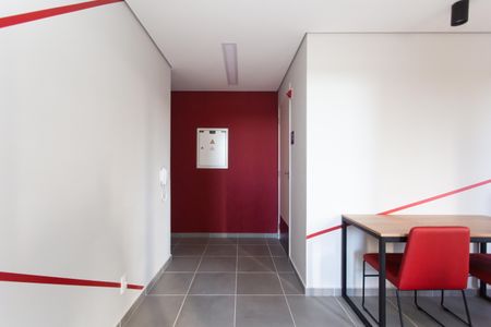 Apartamento para alugar com 43m², 2 quartos e 1 vagaÁrea comum - Salão de Festas