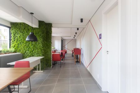 Apartamento para alugar com 43m², 2 quartos e 1 vagaÁrea comum - Salão de Festas