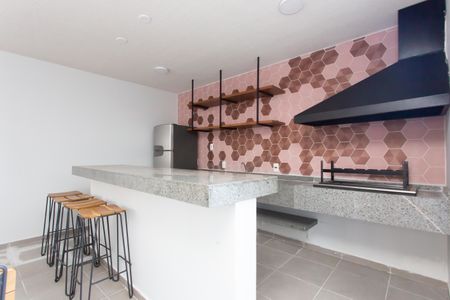 Apartamento para alugar com 43m², 2 quartos e 1 vagaÁrea comum - Churrasqueira