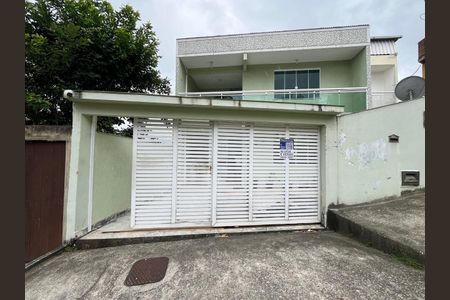 Casa para alugar com 100m², 2 quartos e 1 vagaFachada - Placa