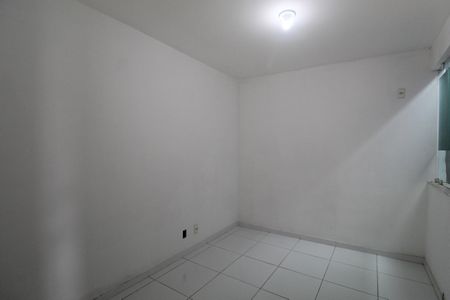 Casa para alugar com 100m², 2 quartos e 1 vagaQuarto