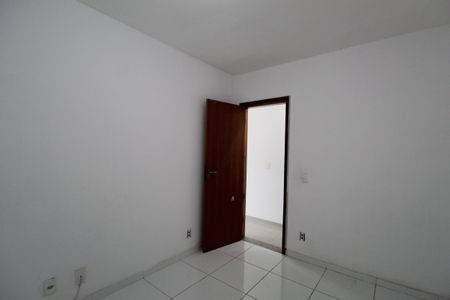 Quarto de casa para alugar com 2 quartos, 100m² em Taquara, Rio de Janeiro