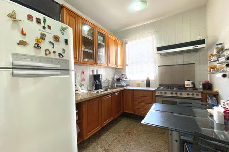 Apartamento à venda com 150m², 4 quartos e 2 vagasCozinha