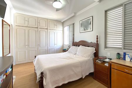 Apartamento à venda com 150m², 4 quartos e 2 vagasSuite 1