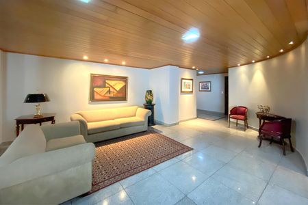 Apartamento à venda com 150m², 4 quartos e 2 vagasÁrea comum - Hall