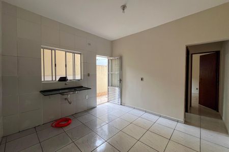 Casa de Condomínio para alugar com 1 quarto, 37m² em Vila Santo Estéfano, São Paulo