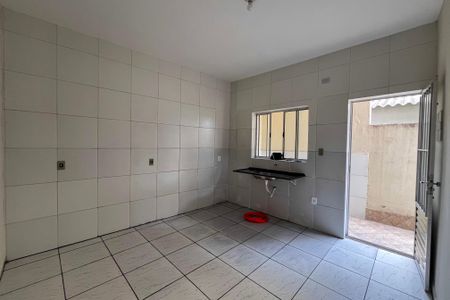 Casa de Condomínio para alugar com 1 quarto, 37m² em Vila Santo Estéfano, São Paulo