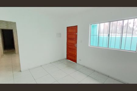 Sala de casa para alugar com 2 quartos, 175m² em Vila Amorim, Suzano