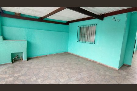 Quintal de casa para alugar com 2 quartos, 175m² em Vila Amorim, Suzano
