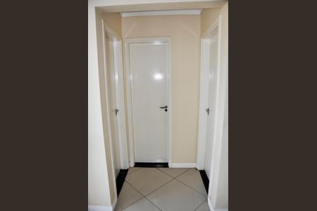 Apartamento para alugar com 48m², 2 quartos e 1 vaga Apartamento para alugar com 48m², 2 quartos e 1 vagaDetalhe - Corredor Quartos