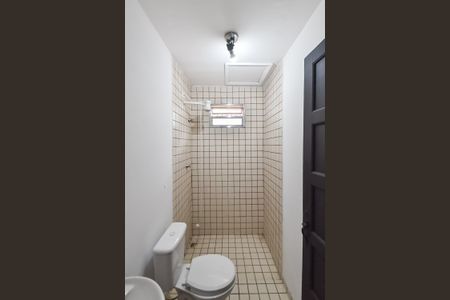 Casa para alugar com 72m², 2 quartos e sem vaga Casa para alugar com 72m², 2 quartos e sem vagaBanheiro