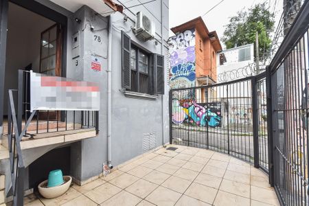 Casa para alugar com 72m², 2 quartos e sem vaga Casa para alugar com 72m², 2 quartos e sem vagaGaragem