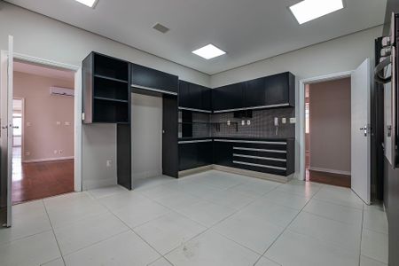 Apartamento para alugar com 380m², 4 quartos e 2 vagasCozinha