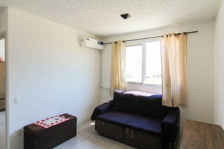 Sala de apartamento para alugar com 2 quartos, 43m² em Mato Grande, Canoas