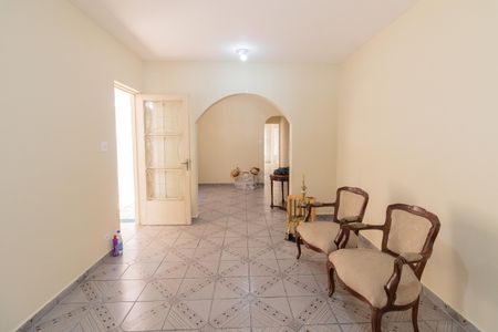 Sala de casa para alugar com 3 quartos, 200m² em Vila Albano, São Paulo