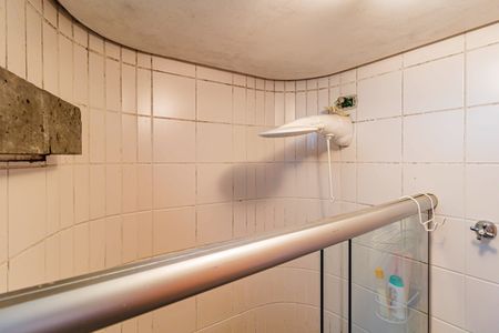 Casa à venda com 380m², 8 quartos e 2 vagasCasa 1 - Banheiro