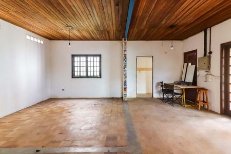 Casa à venda com 380m², 8 quartos e 2 vagasCasa 2 - Sala