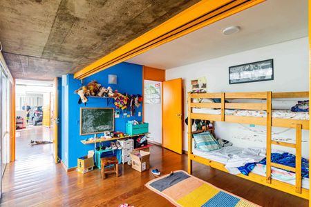 Casa à venda com 380m², 8 quartos e 2 vagasCasa 1 - Quarto 1