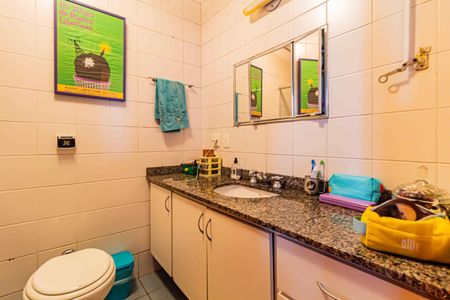 Casa à venda com 380m², 8 quartos e 2 vagasCasa 1 - Suíte