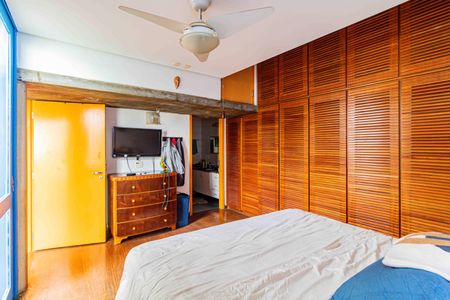 Casa à venda com 380m², 8 quartos e 2 vagasCasa 1 - Suíte